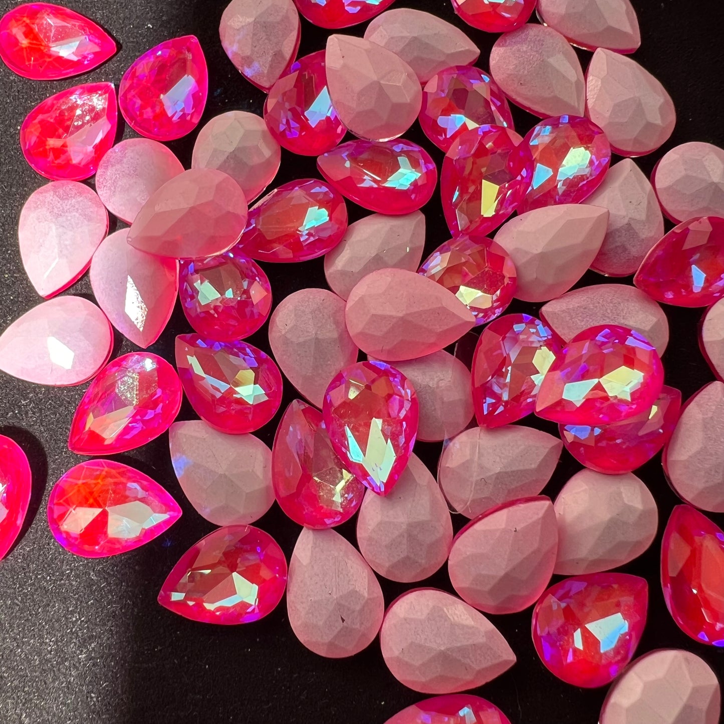 G20-Mocha Hot Pink Style Big Water Drop Shape DIY Bling Nail Diamonds