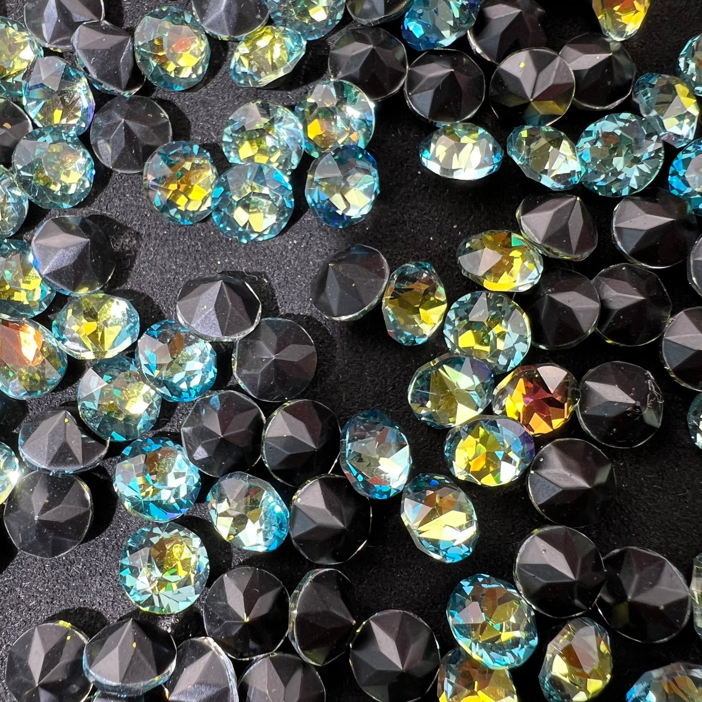 G08-Black Style Diamond Shape Glass Bling Nail Diamonds